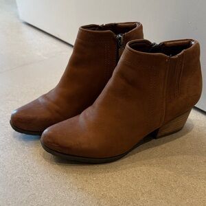 Blondo Brown leather Ankle Booties 8